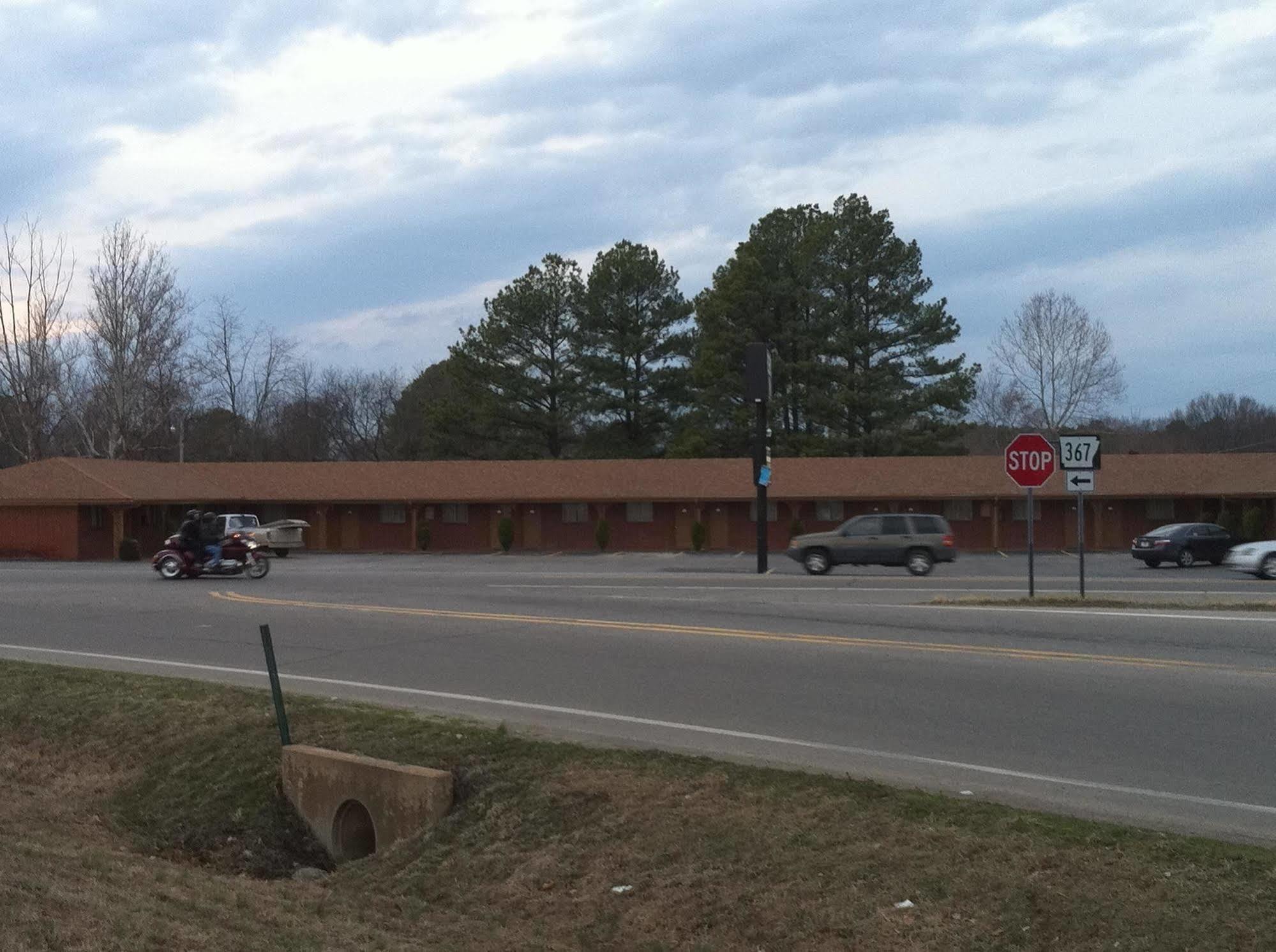 Regency Inn Bald Knob Exterior photo